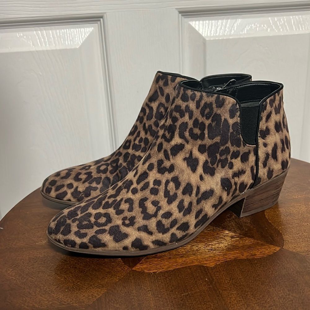 ✨✨Circus by Sam Edelman Cheetah Print Pull On Ankle Booties Size 9 - EXCELLENT